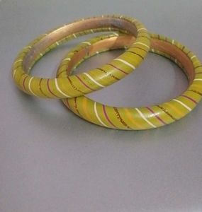 Stylish Striped laah Bangles - Set of Two