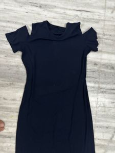 Elegant Black Cold Shoulder Maxi Dress