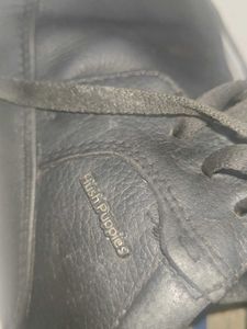 Classic Black Leather Lace-Up Shoes
