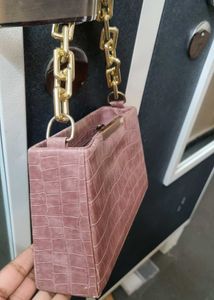 Stylish Croc Embossed Handbag with Gold Chain