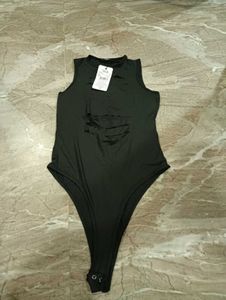 SHEIN Black Sleeveless Bodysuit