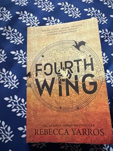 Fourth Wing by Rebecca Yarros