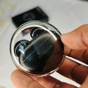 Earbuds