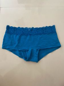 brief set of 4