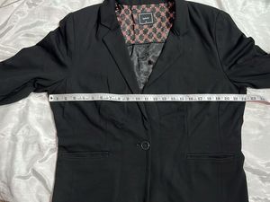 SPLASH Stylish Black Blazer