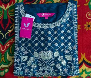 Emerald Green Embroidered Kurti