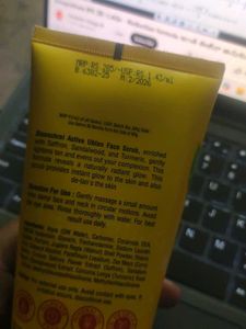 Biotrechrral Acctive Ubtan Face Scrub