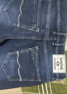 Moustache Jeans