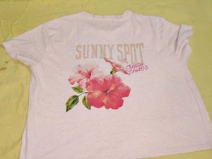 Sunny Spot Graphic Tee tshirt free size