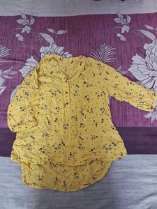 Chic Yellow Star Print Tunic Top