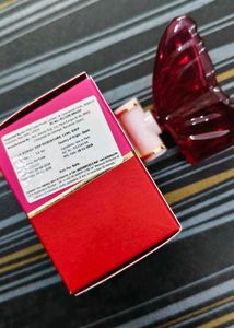 Carolina Herrera La Bomba Eau de Parfum