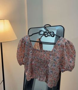 Cute Floral Puff Sleeve Ruched Top