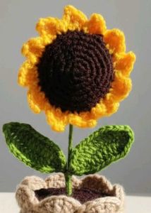 Crocheted Sunflower Pot