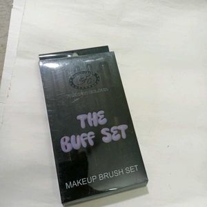 Fashion Colour The Buff Set Makeup Brushes