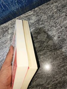 Dale Carnegie Set Of 2 Personal Growth Bestselling Books
