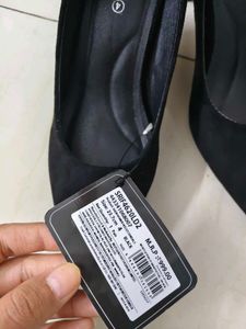 Black Suede Kitten Pumps