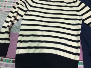 Yellow Hooded Duffle Coat get sweater free