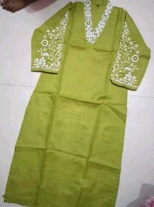 Embroidered Kurta And Bottom Set