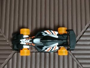 3 kinder Joy racer toys