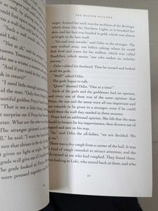Norse Mythology by Neil Gaiman Big Paperback