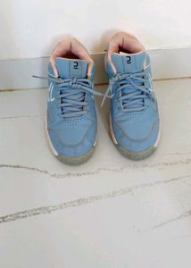 💫 Girl'sLight Blue Lace-Up Sneakers