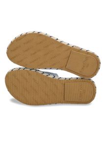 Comfortable Slip-On flats/sandals