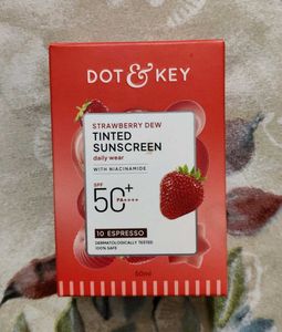 Dot & Key Strawberry Dew Tinted Sunscreen