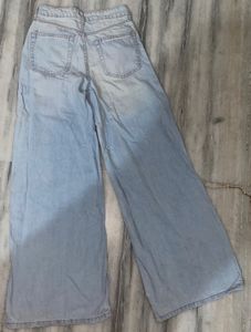 Light Wash Wide Leg Jeans