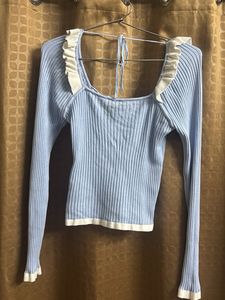 H&amp;M Cute Blue Ribbed Ruffle Top