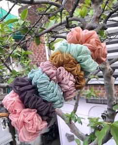 Scrunchies Set Of 4
