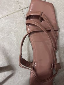 Chic Strappy Square Toe Sandals