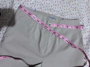 Stylish Grey Cropped Trousers