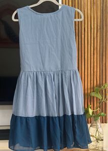 Ruffle Dress - Blue Sleeveless Size: 34-36