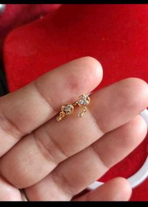 New 18crt Real gold earrings