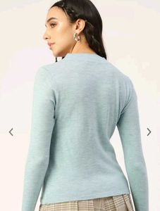 Dressberry Blue Solid Pullover