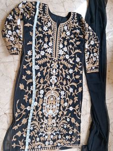 Pakistani Suit