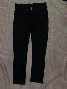 Classic Black Skinny Jeans