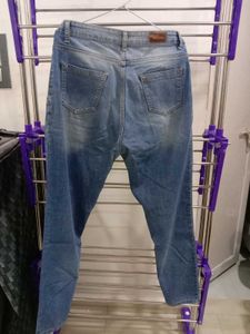 Stylish Women's Light Wash Wide Leg Jeans