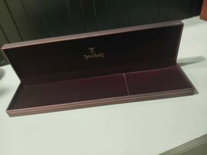 Tanishq jewellery big chain Box