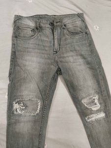 Stylish Grey Distressed Jeans