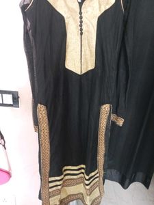 Elegant Black &amp; Gold Kurta