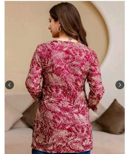 Maroon Leaf Print Kurta