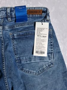 Trendy Woman Forever 21 Jeans