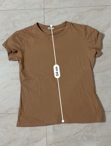 Bewakoof Slim Fit TShirt
