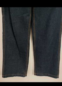 Baggy Dark Wash Cargo Jeans