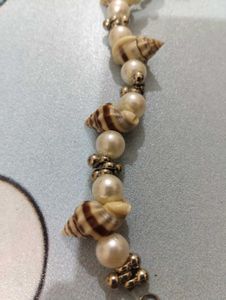 Shell &amp; Pearl Bracelet