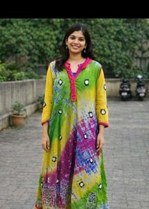Combo white georgette and multicolour kurtis