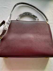 I Have A Lot Of Big Bags So Giving This Away.