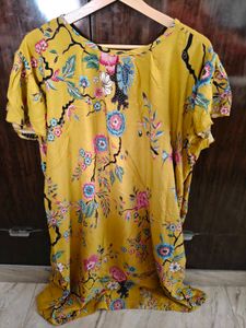 women yellow cotton kurta dress