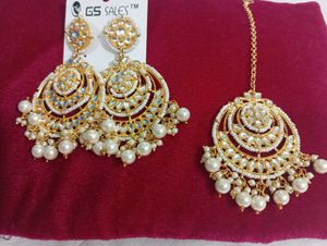 Earrings and Maang Tikka Set